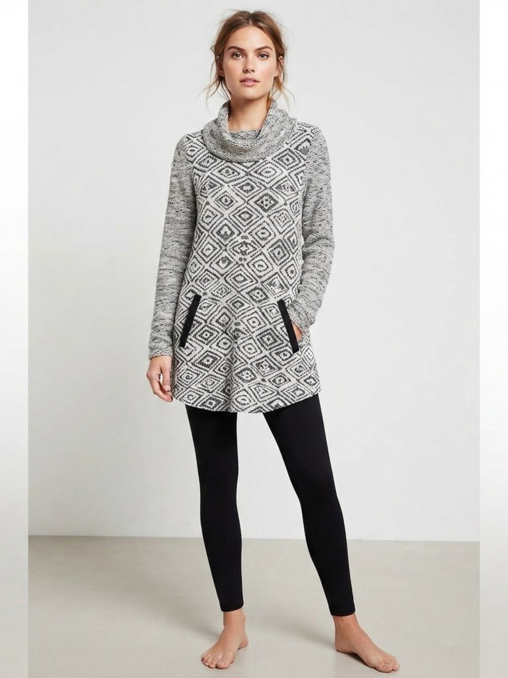 Anthropologie 9-h15 stcl Black & White Geo Knit Cowl Neck Pocket Tunic Sweater